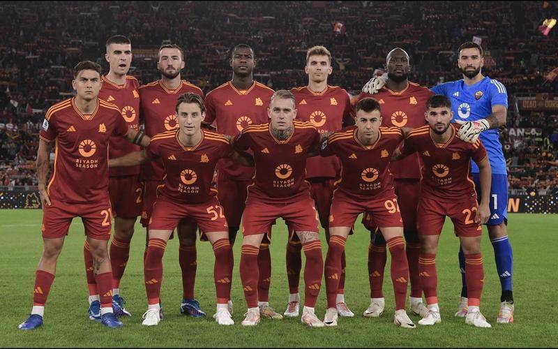 罗马迎欧冠关键赛，赛前外线爆发，媒体盛赞，更衣室氛围转暖 