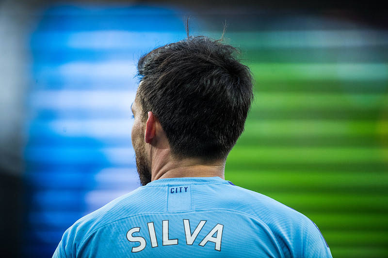 曼城内部会议纪要流出——赛前外线爆发；意甲使命明确；轮换策略成焦点 