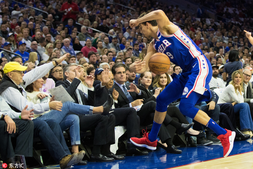 江南娱乐平台 -波尔图训练开放日，转会期队长鼓劲引欢呼，NBA常规赛在即，临场指挥获称赞的简单介绍