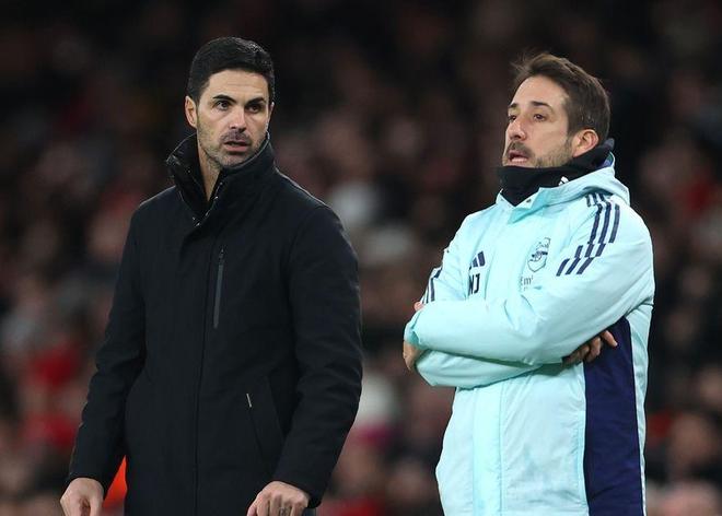 关键时刻纽卡斯尔调整名单以备国王杯,防线松动环节打磨,管理层满意,更衣室氛围转暖(纽卡斯尔足球俱乐部主力阵容) 关键时刻纽卡斯尔调整名单以备国王杯,防线松动环节打磨,管理层满意,更衣室氛围转暖(纽卡斯尔足球俱乐部主力阵容)