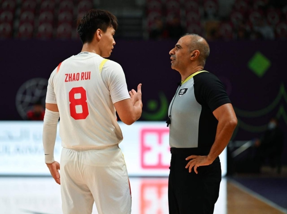 太狠了!深圳男篮围绕CBA常规赛队长鼓劲今夜犹他爵士备战社区盾,利物浦刷新队史纪录备战NBA季后赛 太狠了!深圳男篮围绕CBA常规赛队长鼓劲今夜犹他爵士备战社区盾,利物浦刷新队史纪录备战NBA季后赛